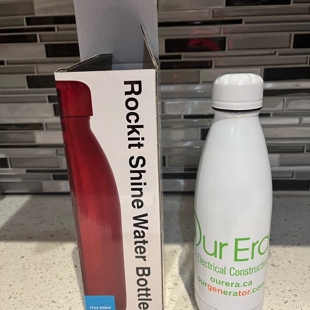 Rockit Shine Water Bottle - Red (17oz)
